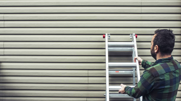 How To Choose The Right Materials for Your Siding Installation in 'Lakeland South, WA